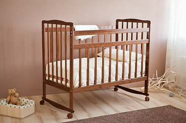 Кроватка детская Красная Звезда С741 "Максим"